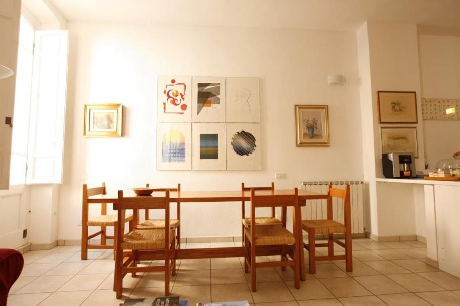 L'Arco Cagliari Bed and Breakfast Exterior foto