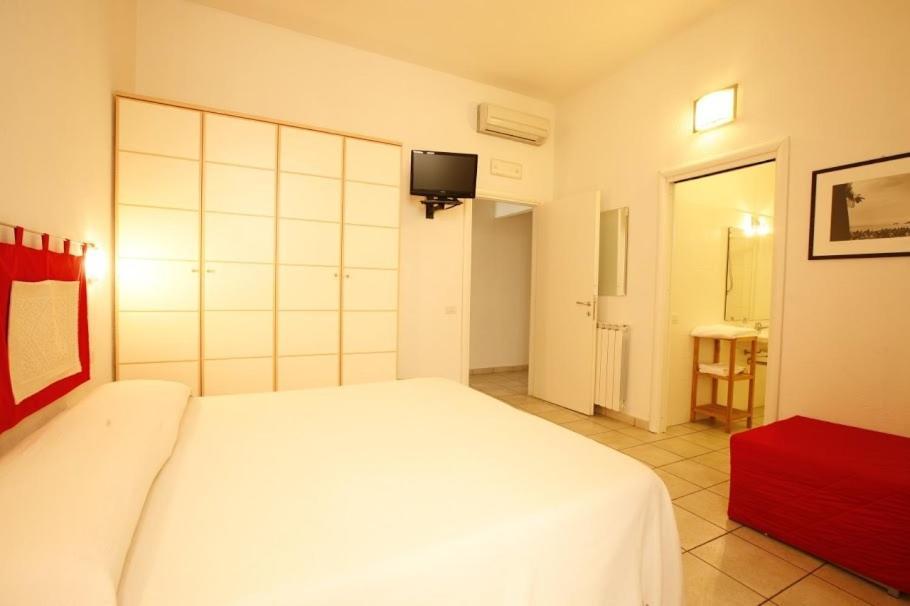 L'Arco Cagliari Bed and Breakfast Exterior foto